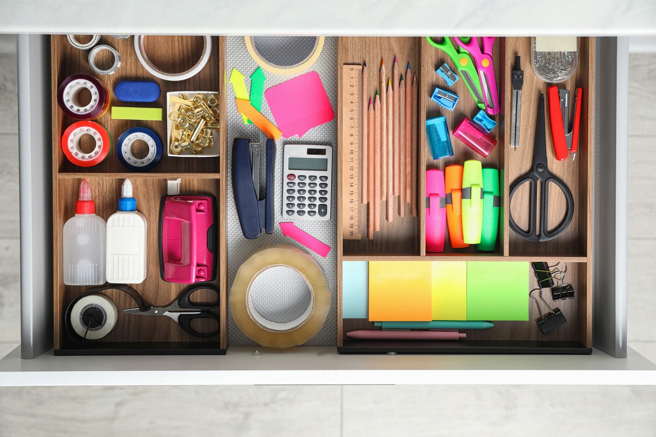 stationery workspace organization