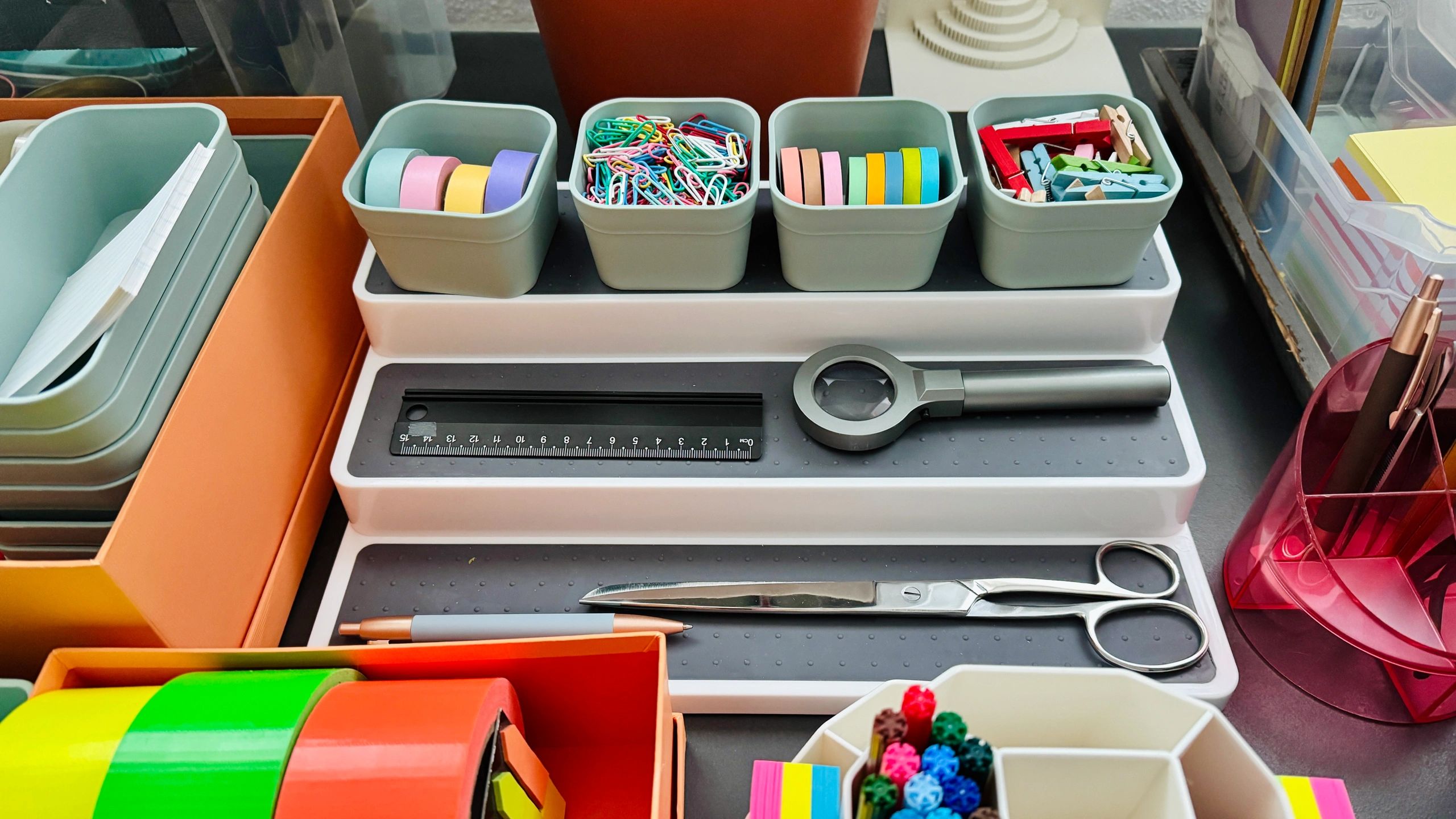 stationery workspace organization